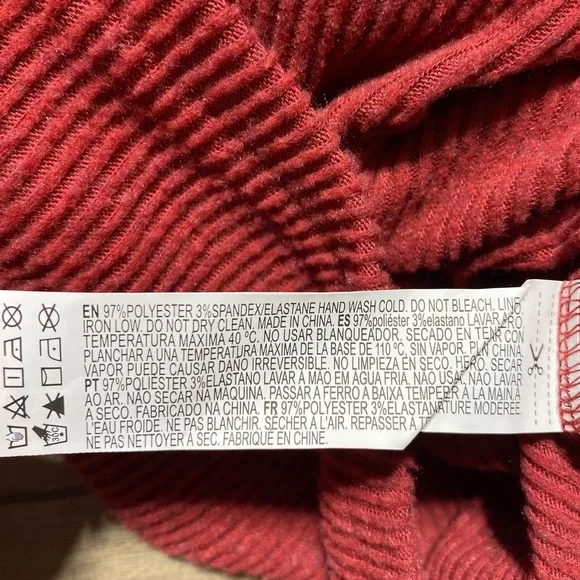 Forever 21 Womens Cropped Long‎ Sleeve Faux Wrap Top Size Large Red - Picture 8 of 9